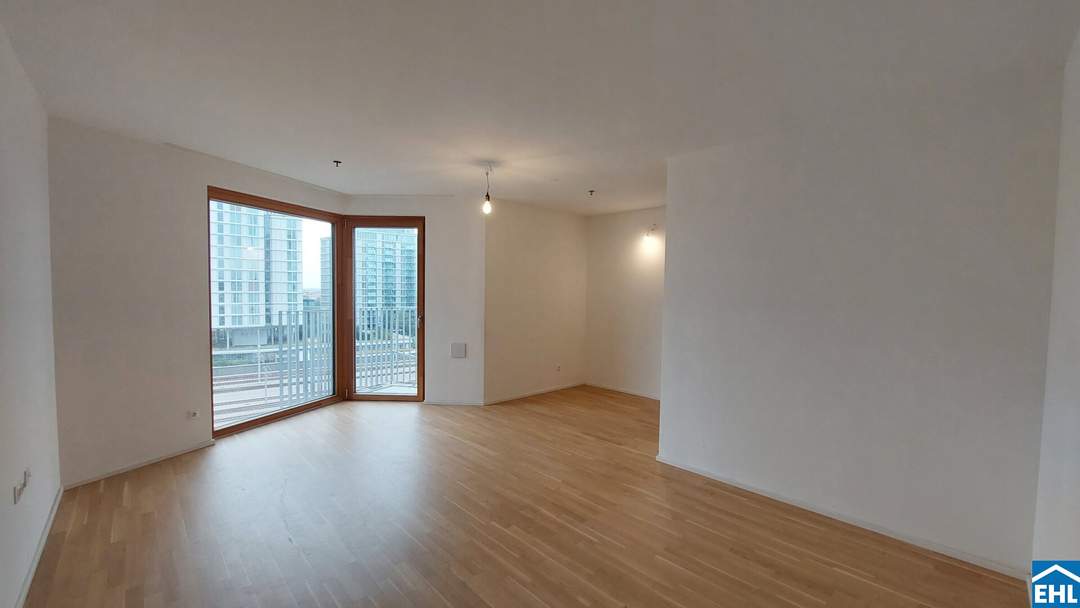 Sonnwendviertel: 1-Zimmer-Wohnung mit Balkon im 9. OG – Fitnessraum, Co-Working &amp; Rooftop-Terrasse inklusive!