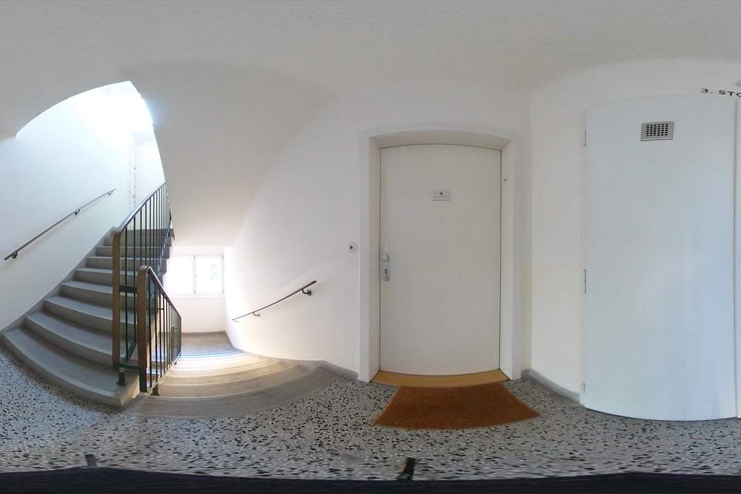 Schöne 2-Zimmer-Wohnung im 3. Stock in der Gersthofer Straße