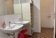 ca. 295 m² Büroflächen mit 24 m² Kleinlager Nähe U6 zu mieten