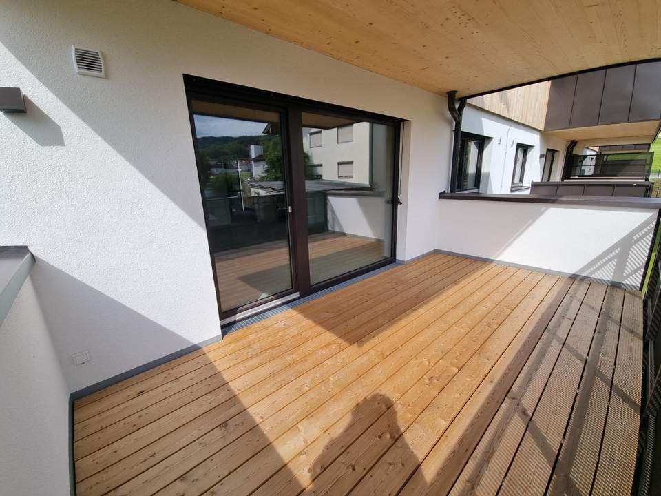 Exklusive 2 Zi.-Wohnung mit Terrasse