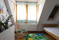 MIETE! Moderne Dachgeschosswohnung in Aussichtslage!