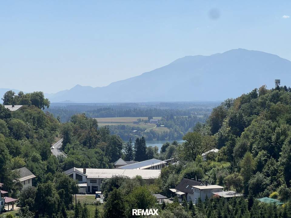 Großzügiges Wohnen mit Weitblick – viel Raum und beeindruckende Aussicht auf Völkermarkt und die Drau
