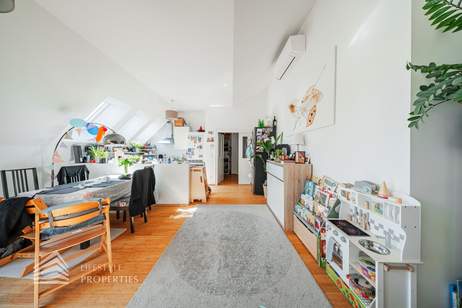 Beeindruckende 4-Zimmer Dachgeschosswohnung mit Balkon, Wohnung-miete, 1.992,59,€, 1140 Wien 14., Penzing