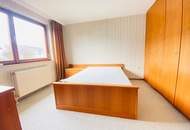 Einfamilienhaus mit Gartenparadies und Bächlein im Herzen von Walding