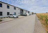 Wohnen mit Weitblick – außergewöhnliche Dachgeschosswohnung mit Galerie und Balkon in Pixendorf