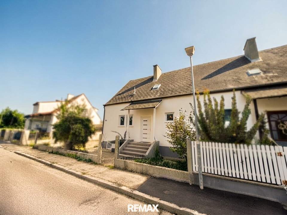 Frisch saniertes 4-Zimmer Haus in Wiener Neustadt – Errichtung eins 2. Hauses möglich!