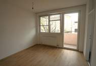 Schallmoos: Garconniere mit Balkon