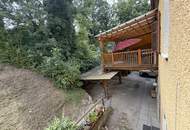 Sanierungsbedürftige 74m2 Altbauwohnung mit enormen Potenzial, Carport & großzügigem Keller – Ihr neues Zuhause in Graz! Innenhof-Balkon kann bewilligt werden!