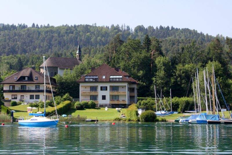 Elegante Seewohnung – Dellach am Wörthersee ( Jachtclub &amp; Golfplatz )