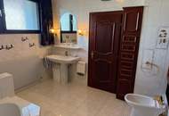 >>> KAUFANBOTE LIEGEN VOR <<< Großzügiges Haus mit Potenzial und verschiedenen Nutzungsmöglichkeiten