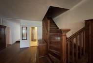 Sanierungsbedürftiges Wohn- und Geschäftshaus in Innenstadtlage