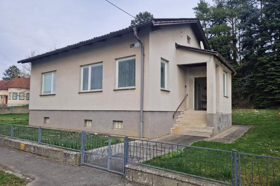 LIEBEVOLLES, RENOVIERUNGSBEDÜRFTIGES LANDHAUS MIT HERRLICHEM, RUHIGEN GARTEN, Haus-kauf, 225.000,€, 3702 Korneuburg