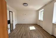 Helle 1-Zimmer-Wohnung mit Parkplatz in zentraler Lage zu vergeben!