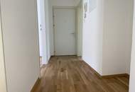 Mehr Raum für Ihre Wohnträume! Großzügige 4-Zimmer Familienwohnung mit hellem Raumkonzept, Badewanne & Dusche und traumhaftem Grünblick – ein Zuhause mit Wohlfühlfaktor!