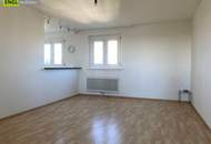 Sofortbezug möglich /sehr gepfegte 2 Zimmerwohnung mit Loggia und KFZ-Abstellplatz in zentraler Lage,