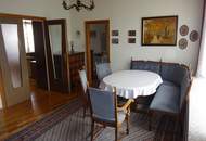 60er-Jahre Einfamilienhaus in ruhiger, zentraler Lage am Oberberg, 7000 Eisenstadt: 6 Zimmer, Terrasse, Garage, Garten - 2 Eingänge (KEINE MAKLER!) (Provisionsfrei)