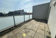 unbefristete 3 Zimmer Dachgeschosswohnung mit Terrasse