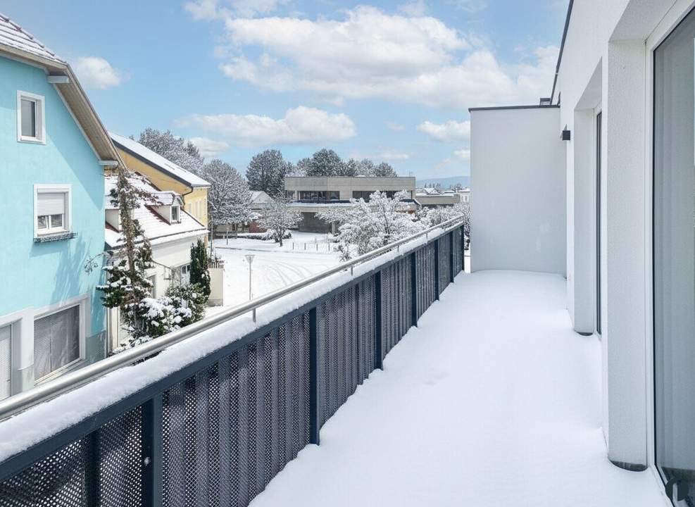 Erstbezug mit Loggia!