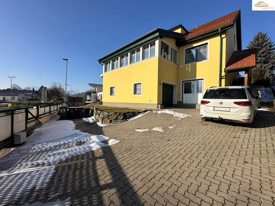 Modernisiertes Wohnhaus mit Wintergarten, Garage &amp; durchdachter Raumaufteilung