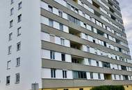 4-Zimmer-Wohnung mit Loggia und Stellplatz!