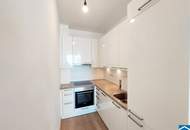 1,5 Zimmerwohnung mit Balkon im 15. OG im Herzen von Monte Laa