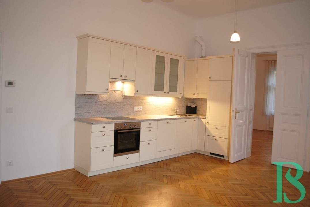 Nobel-moderne 2 Zimmer Wohnung mit KFZ-Abstellplatz