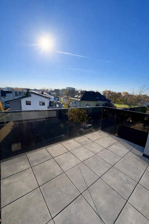 Luxury Living! Penthouse mit knapp 30qm Dachterrasse! Skyline & Kahlenberg Blick! Garage! Nähe U2!