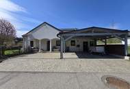 Moderner Bungalow mit vielen Extras -- Photovoltaikanlage, Carport, DAN-Küche, Heizkamin und großes Gartenparadies