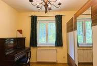 Familienresidenz im Grünen! Platz für Hund und Katz und Spatz!