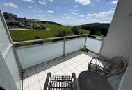 Kleine feine Eigentumswohnung mit herrlichem Süd-Balkon (Weitblick!)