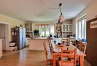 EINFAMILIENHAUS IN SONNIGER LAGE MIT SCHÖNEM GARTEN