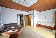 120 m² Wohnfläche, 4 Zimmer &amp; viel Stauraum – Wohnen auf einer Ebene mit Innenhof, Garten, Nebengebäude und Garage