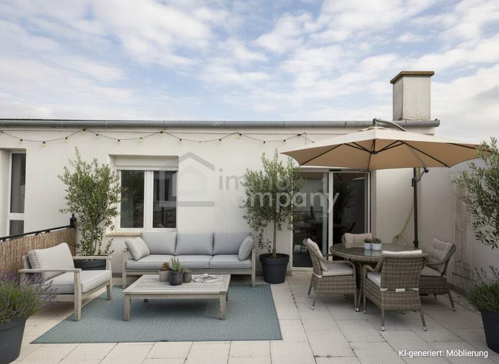 Helle 4 Zimmer Wohnung mit großer Dachterrasse am Rande der Innenstadt