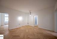 ** Sanierte 2-Zimmer-Altbau Wohnung mit Balkon in hofseitiger Lage - guter Lage **