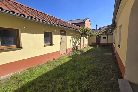 Wohnen, Arbeiten, Genießen – vielseitiges Zuhause in Vierkanthof-Struktur mit begrüntem Innenhof, Haus-kauf, 129.000,€, 2051 Hollabrunn