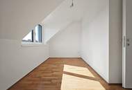 Erstbezug | Helle 3-Zimmer-Neubauwohnung mit hofseitigem Balkon | sofort bezugsbereit | Luftwärmepumpe | Wanne &amp; Dusche