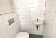 Singlewohnung! Dachgeschosswohnung Nähe U3 Kardinal Nagel Platz