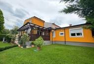 Charmantes Einfamilienhaus mit Einliegerwohnung, Garten und Garage – vielseitig nutzbar