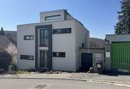 Architektenvilla mit viel Potenzial – belagsfertig!
