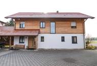 Vielseitige Liegenschaft mit zwei Wohnhäusern, Wirtschaftsgebäuden, Nutzflächen und Wald