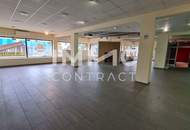 Großes Geschäftslokal mit Lager in Toplage von Ybbs an der Donau. Nutzfläche ca. 750 m² mit Auslagen