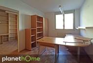 Büro mit eventueller Umwidmungsmöglichkeit auf zwei Wohnungen!