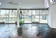 360 TOUR // DC BOX-LOKAL IN TOPLAGE