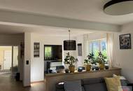 Seltene Gelegenheit im Salzkammergut: Traumhaftes Landhaus am Südufer des Traunsees!