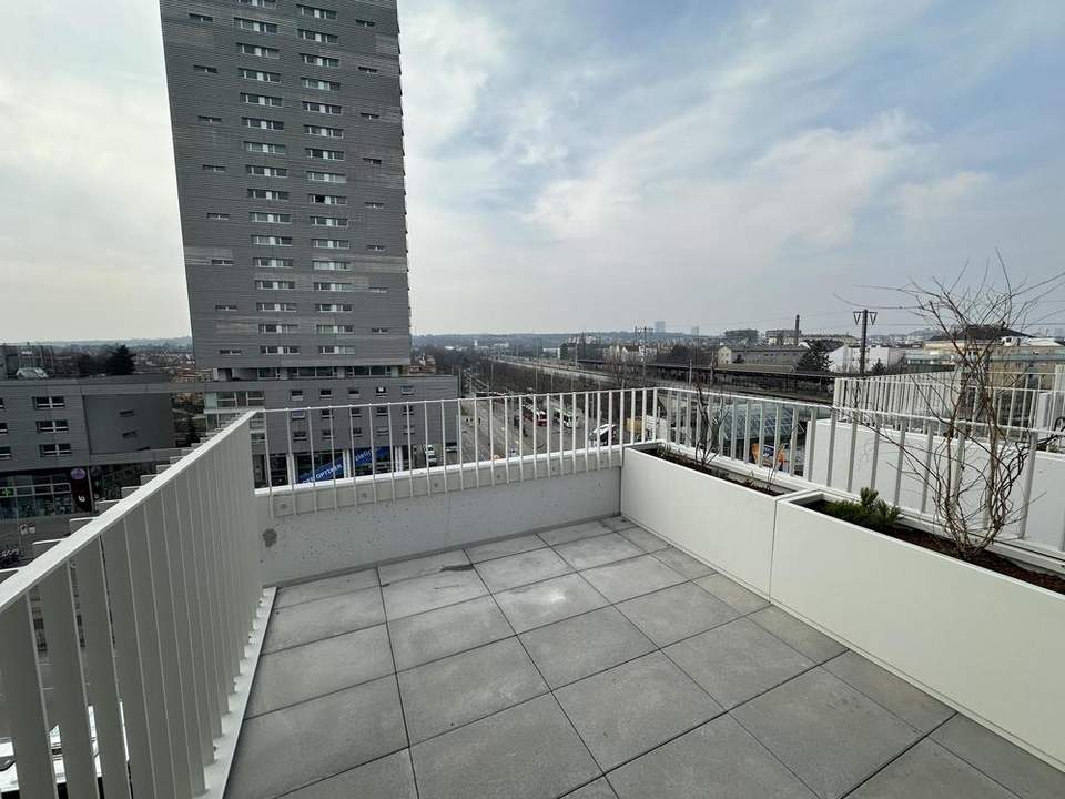 ZU HAUSE DIREKT AN DER U3