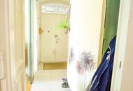 Charmante Altbauwohnung im Herzen von St. Leonhard, nur einen Steinwurf von der TU Graz entfernt! 3-Zimmer-Wohnung mit idealer Raumaufteilung und gemütlichem Innenhofbalkon – ein Traum für Stadtliebhaber!