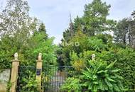 Bauträger oder Privatperson: Traumhaftes Grundstück mit Altbaumbestand in ruhiger Lage - teilbar