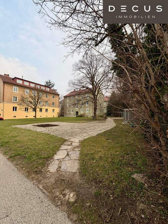 BAUGRUND IN ZENTRALER PURKERSDORFER LAGE