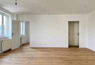 Tolle Raumaufteilung und keine Schrägen: 4 Zimmer DG-Wohnung mit Terrasse