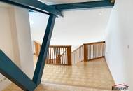 UNBEFRISTET - Helle Wohnung mit Galerie und wunderbarem Ausblick!